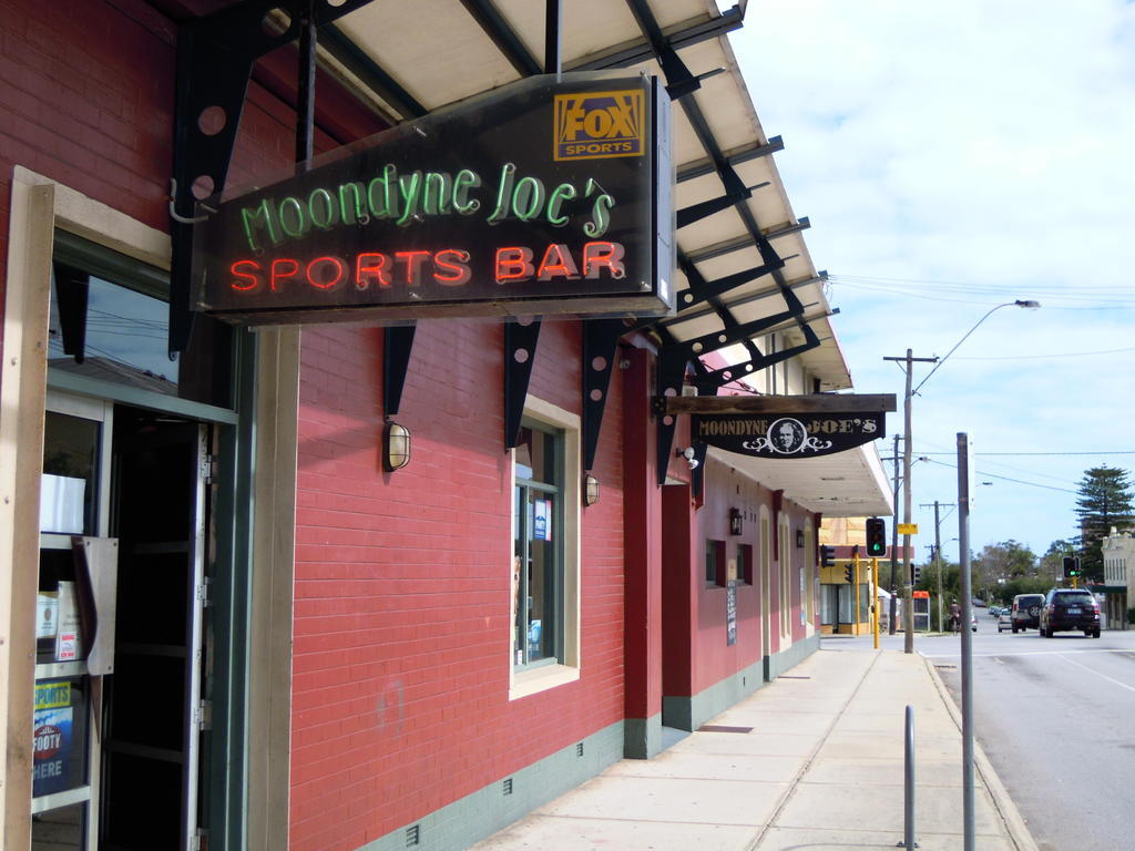 Moondyne Joe'S Hotel Fremantle Eksteriør billede